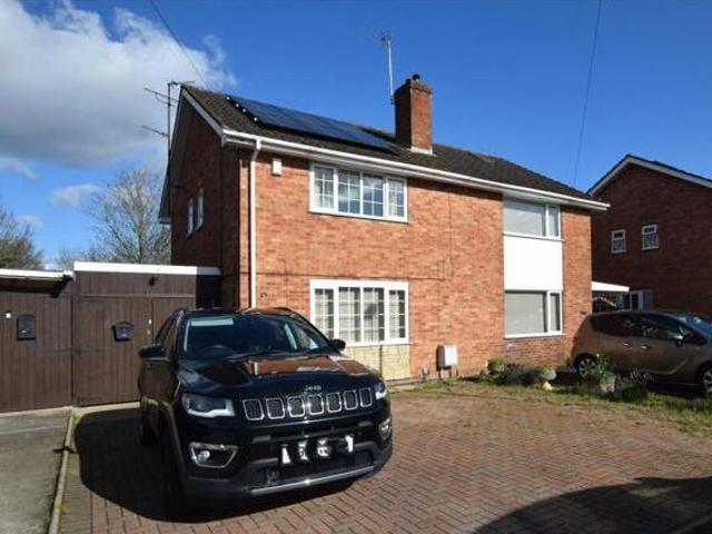 House for sale in Woolstrop, Gloucester