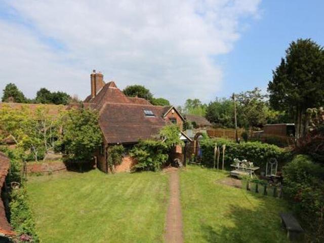 House for sale in Farncombe, Waverley