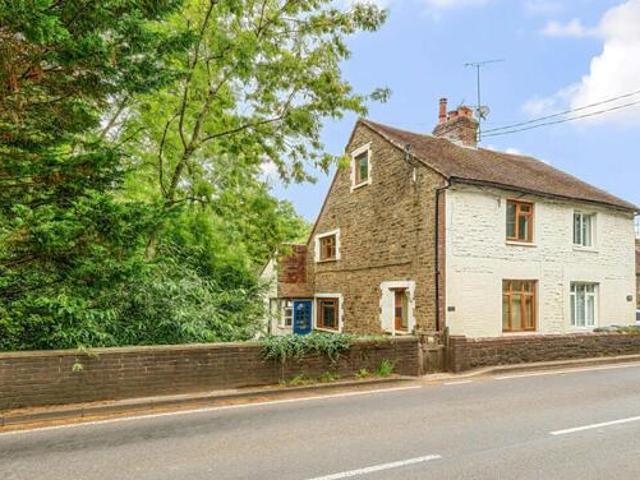 House for sale in Godalming, Waverley