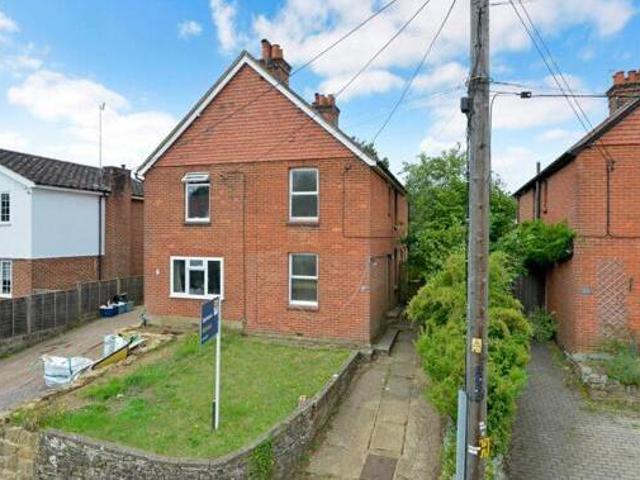 House for sale in Fole, Surrey