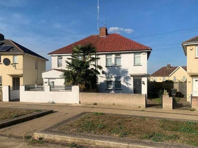 House for sale in Gravesend, Gravesham
