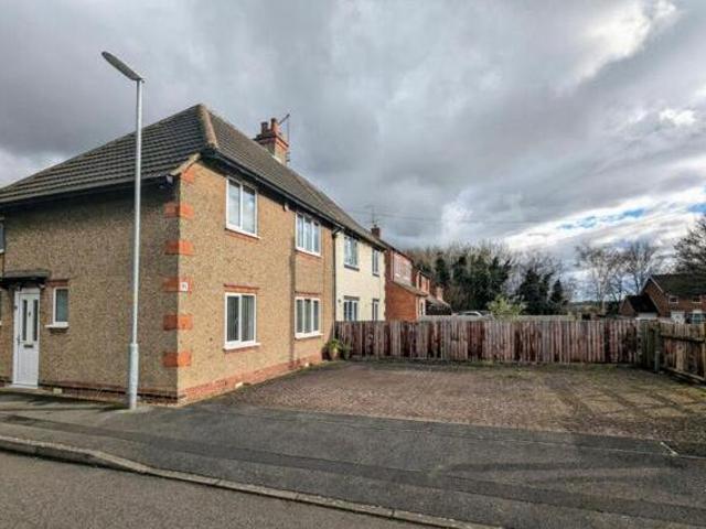 House for sale in Northampton, Northamptonshire