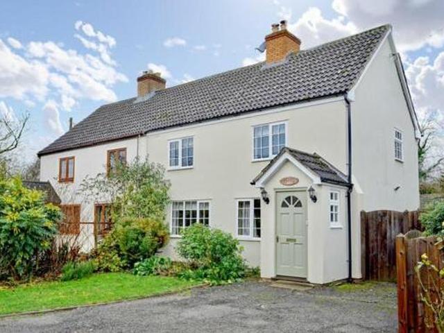 House for sale in Huntingdon, Huntingdonshire