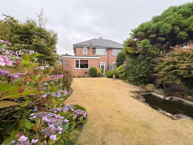 Farm for sale in Kennessee Green, Maghull