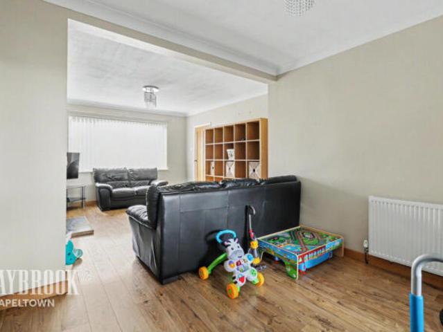 Farm for sale in Ecclesfield, South Yorkshire