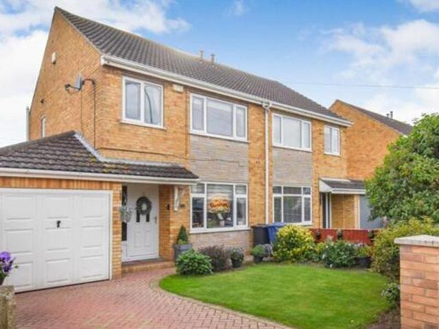 House for sale in Grimsby, North East Lincolnshire