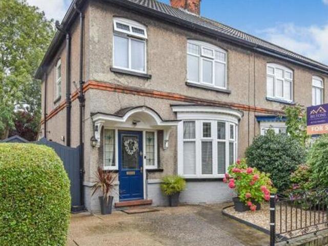 House for sale in Grimsby, North East Lincolnshire