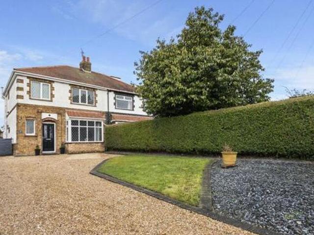 House for sale in Grimsby, North East Lincolnshire