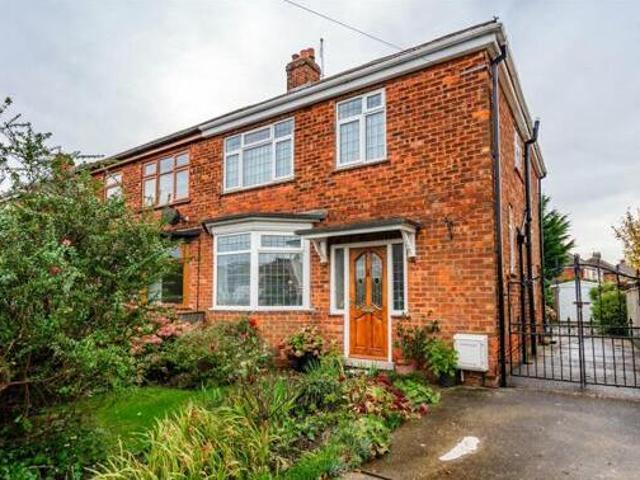 House for sale in Grimsby, Greater Lincolnshire