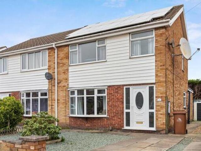 House for sale in Grimsby, North East Lincolnshire