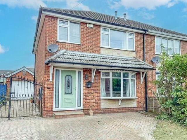 House for sale in Grimsby, North East Lincolnshire