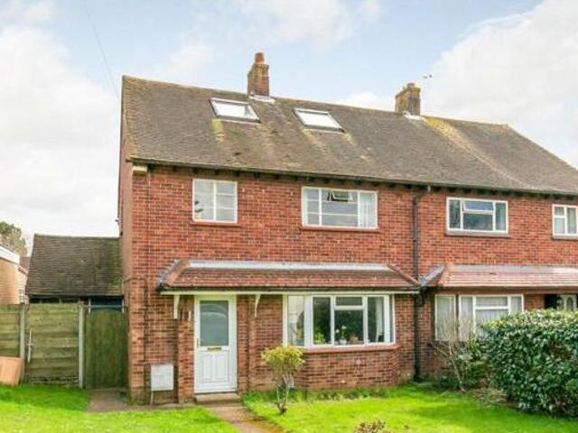 House for sale in Jacobs Well, Guildford