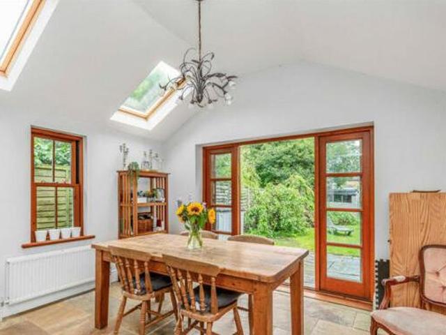 House for sale in Shalford, Westborough