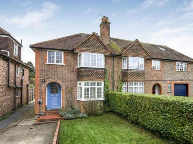 House for sale in Guildford Park, Guildford