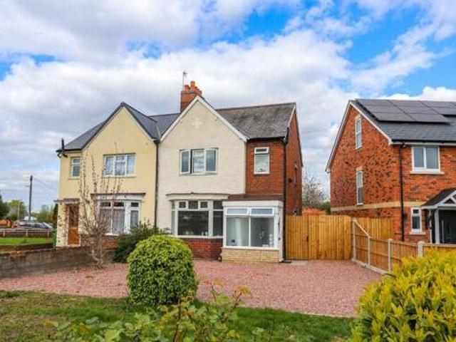 House for sale in Halesowen, West Midlands
