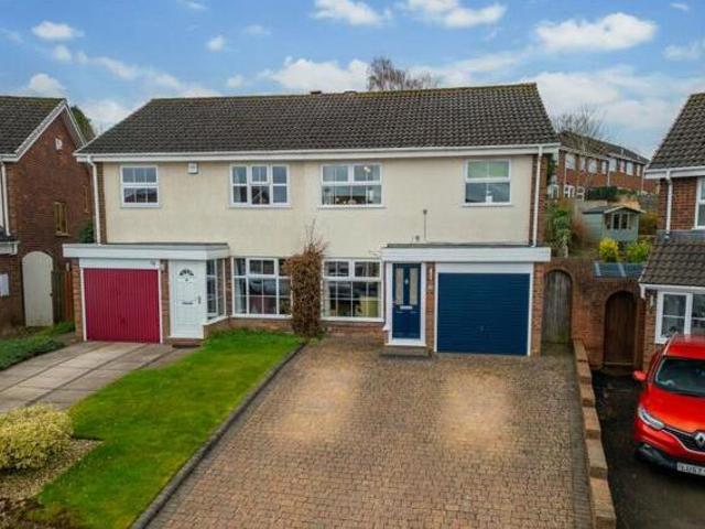 House for sale in Halesowen, West Midlands