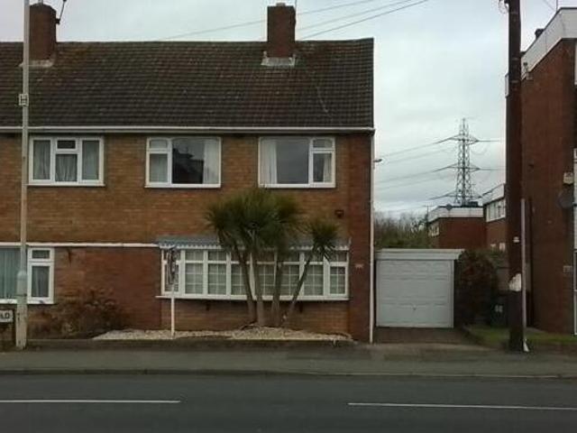 House for sale in Halesowen, West Midlands