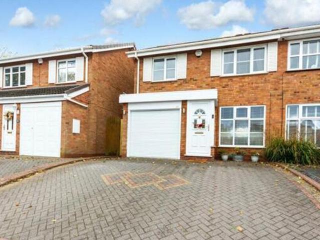 House for sale in Halesowen, West Midlands