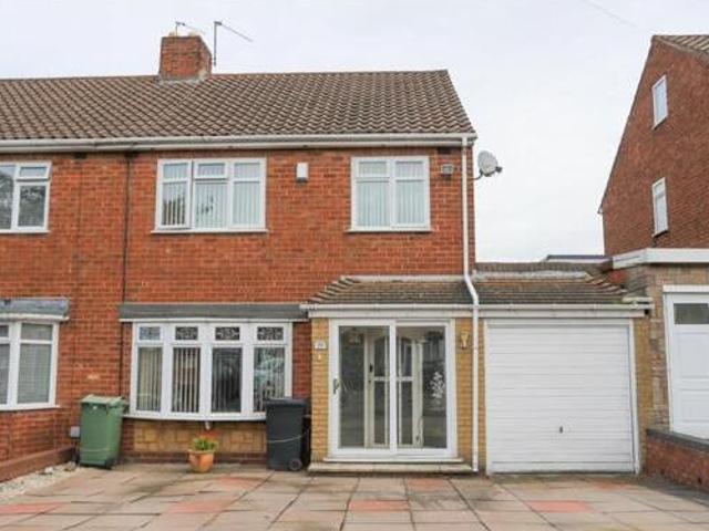 House for sale in Halesowen, West Midlands