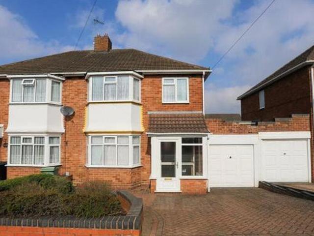 House for sale in Halesowen, West Midlands