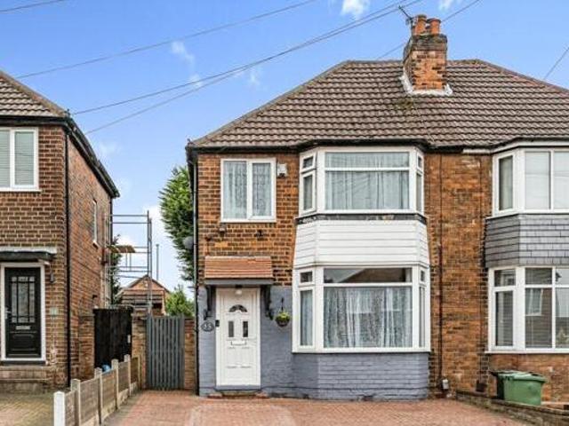 House for sale in Halesowen, West Midlands
