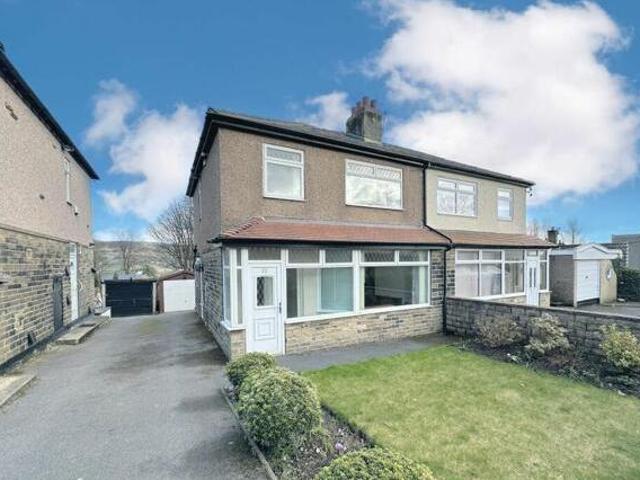 House for sale in Halifax, West Yorkshire