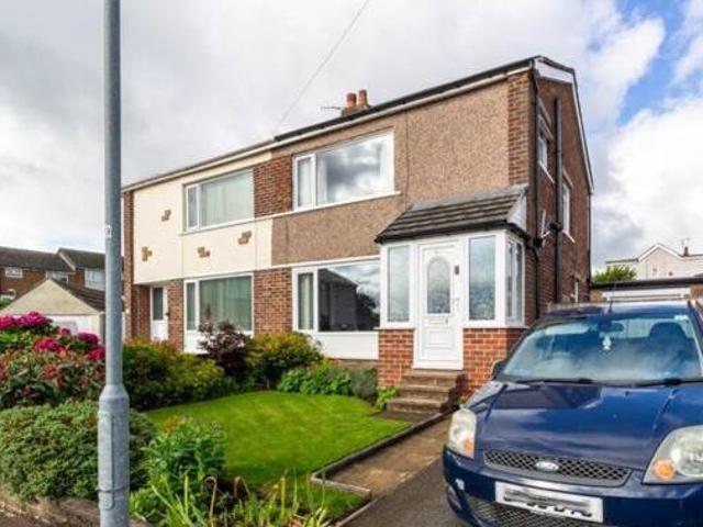 House for sale in Halifax, West Yorkshire
