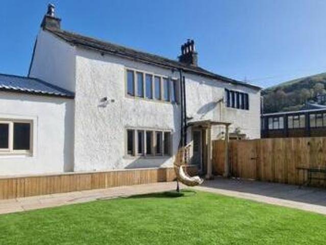 House for sale in Ovenden, Halifax