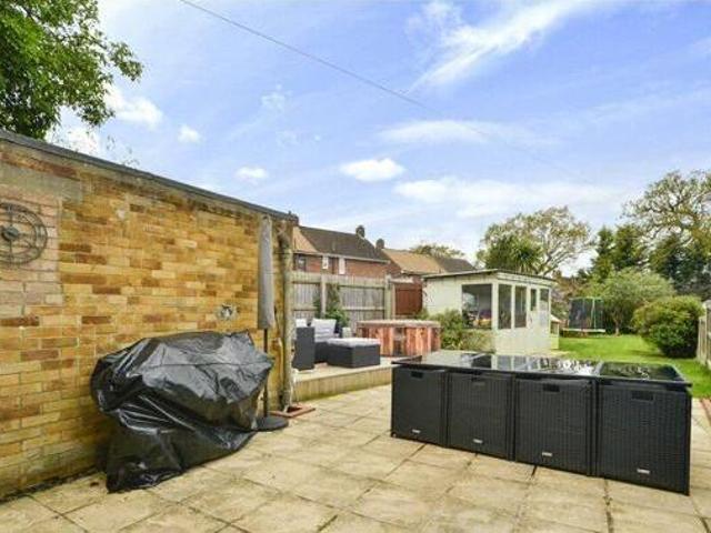 House for sale in Chipping Hill, Essex