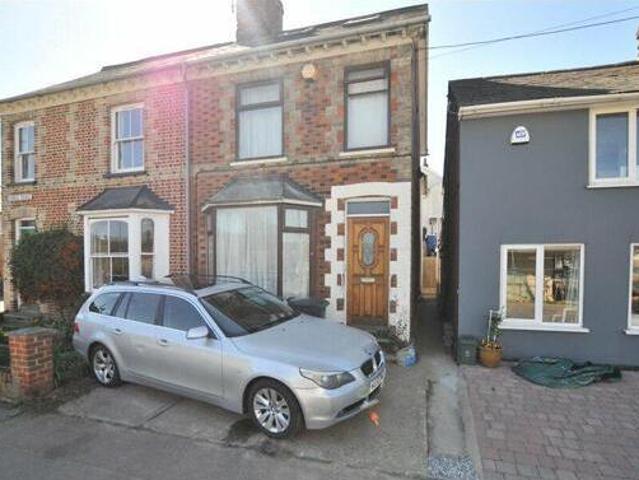 House for sale in Chipping Hill, Essex