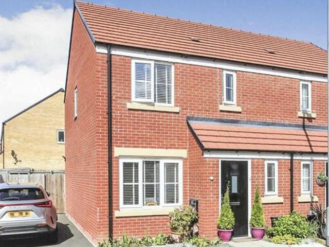 House for sale in Hampton Green, Cambridgeshire