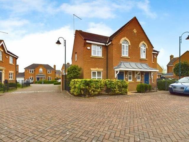 House for sale in Hampton Green, Cambridgeshire