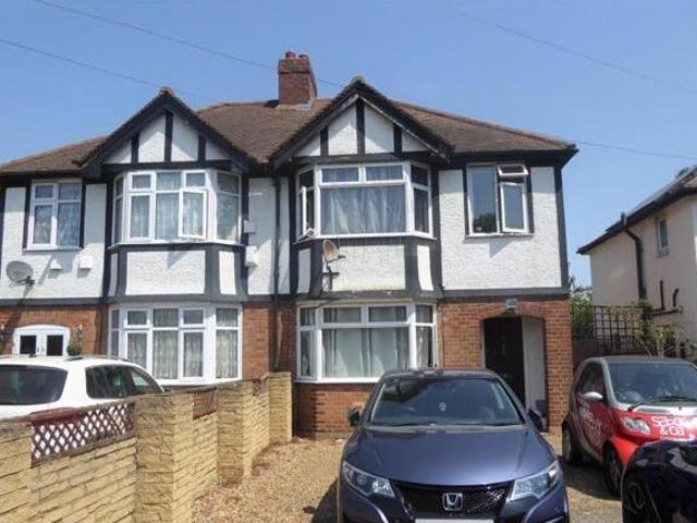 House for sale in London Borough of Hounslow, Feltham