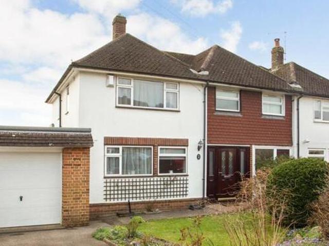 House for sale in Hatching Green, Five Acres