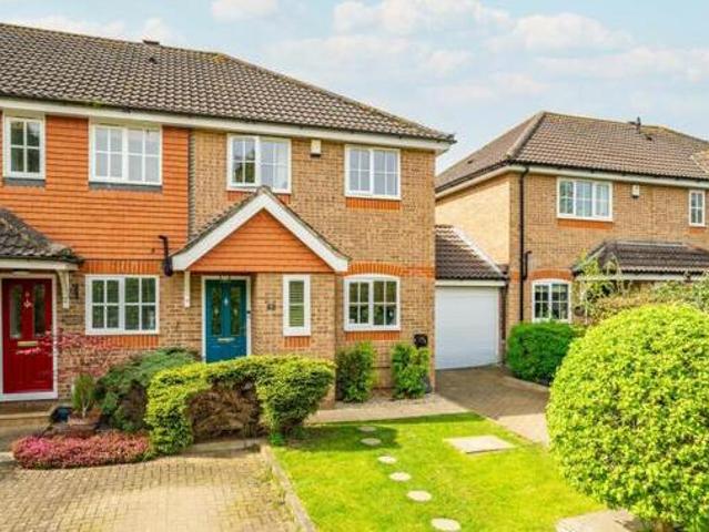 House for sale in Five Acres, Hertfordshire
