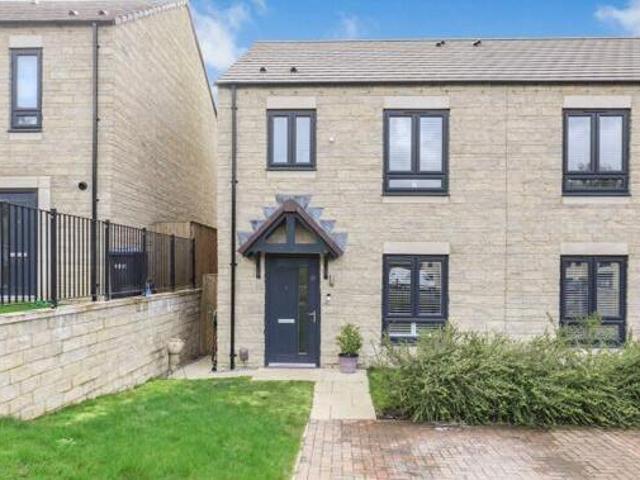House for sale in Harlow, Harrogate