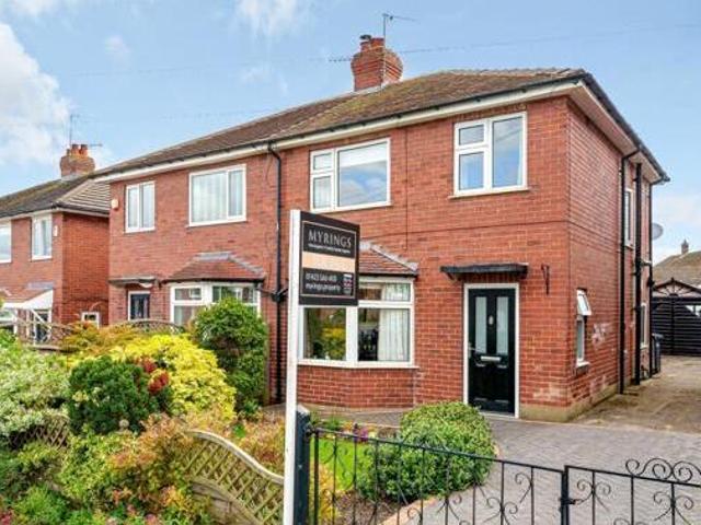 House for sale in Hookstone, Harrogate