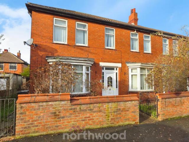Farm for sale in Wheatley, South Yorkshire