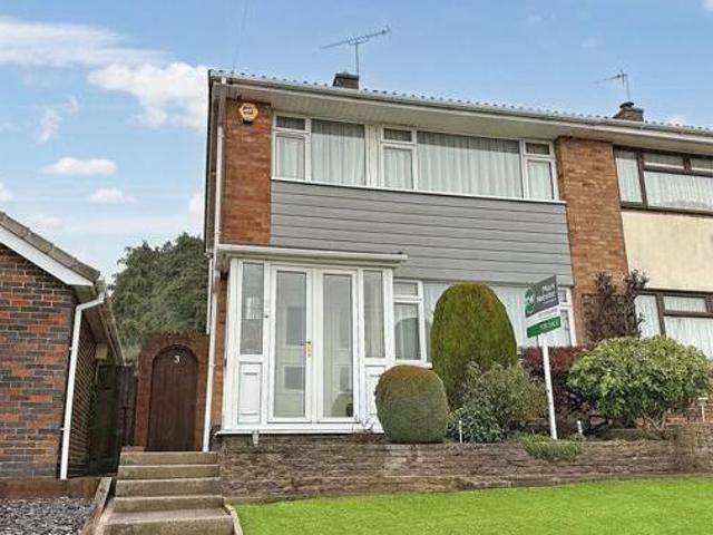 House for sale in Camp Hill, Warwickshire