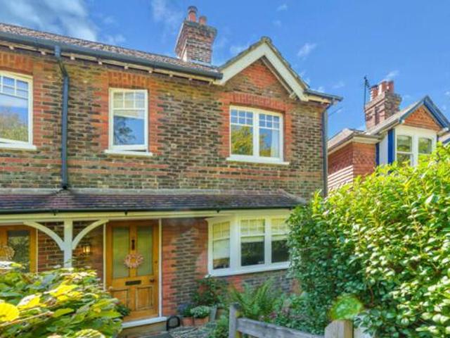 House for sale in Grayswood, Fole