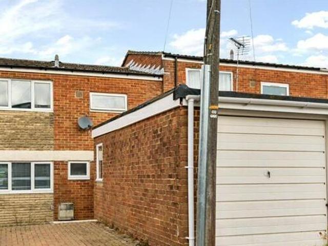 House for sale in Spring Vale, Hampshire