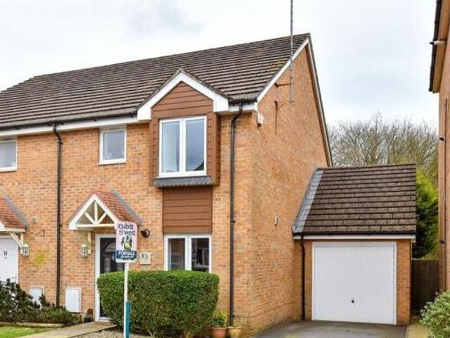 House for sale in Spring Vale, Hampshire