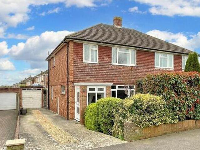 House for sale in Spring Vale, Hampshire