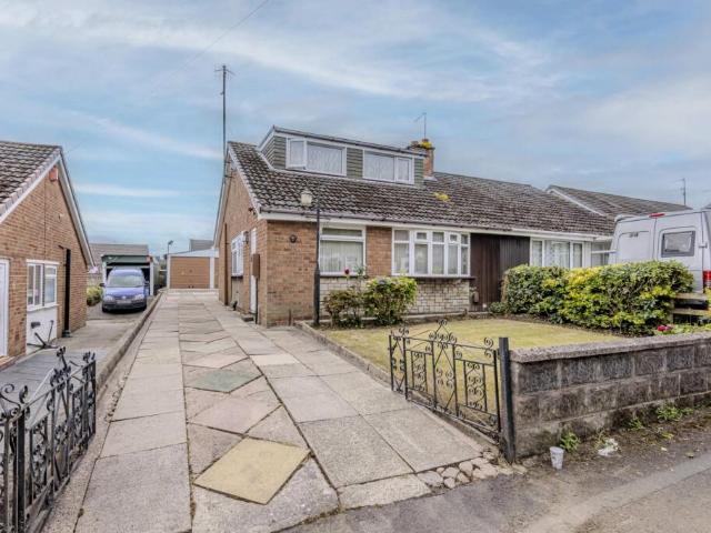 Farm for sale in Bradeley