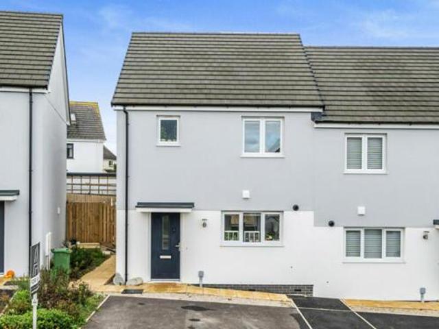 House for sale in Hayle, Cornwall