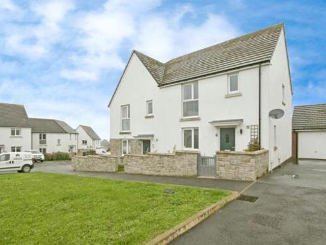 House for sale in Hayle, Cornwall