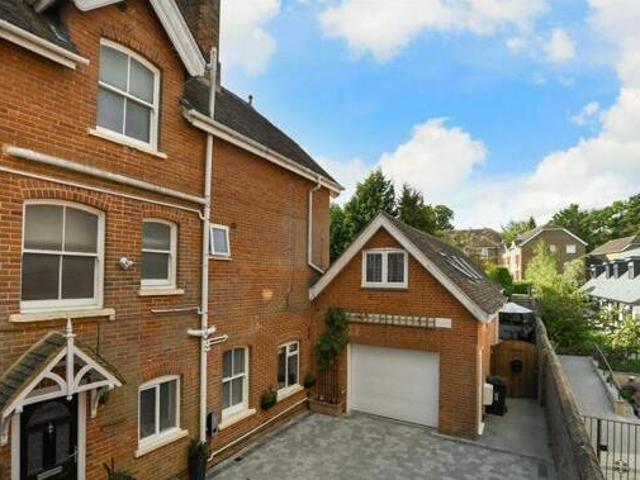 House for sale in Perryfields, West Sussex