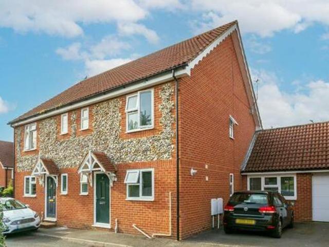 House for sale in Pouchen End, Hertfordshire