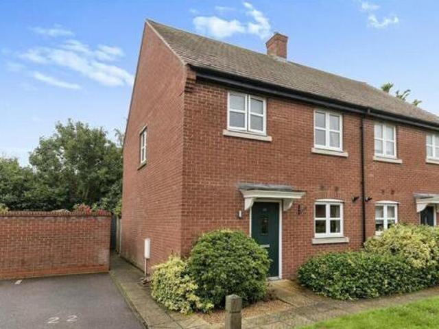 House for sale in Henlow, Bedfordshire