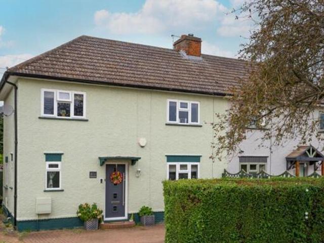 House for sale in Henlow, Bedfordshire